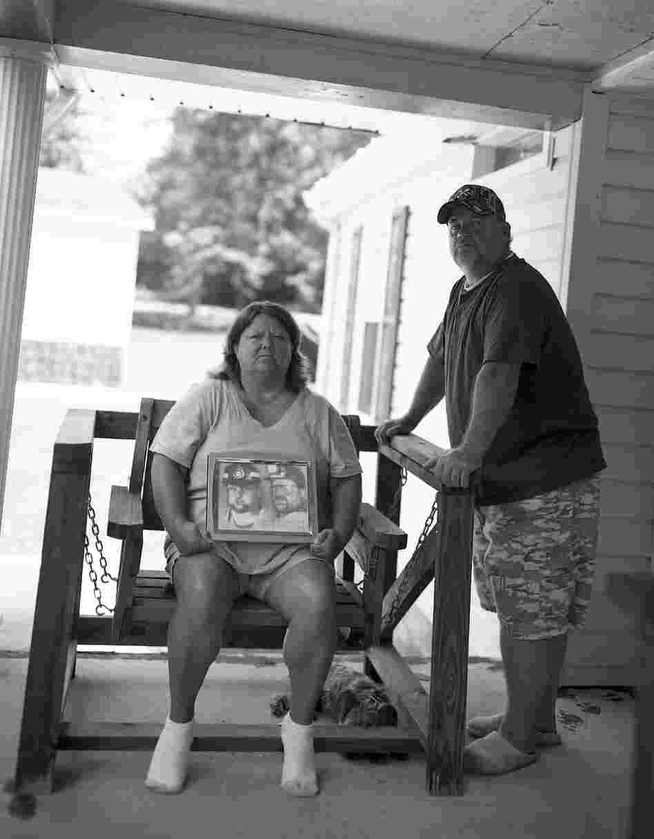 Patty and Gary Quarles lost their son, Gary Wayne Quarles, in the explosion at Upper Big Branch mine. Their son's post-mortem diagnosis indicated he had black lung, a puzzling finding since he was only 33.