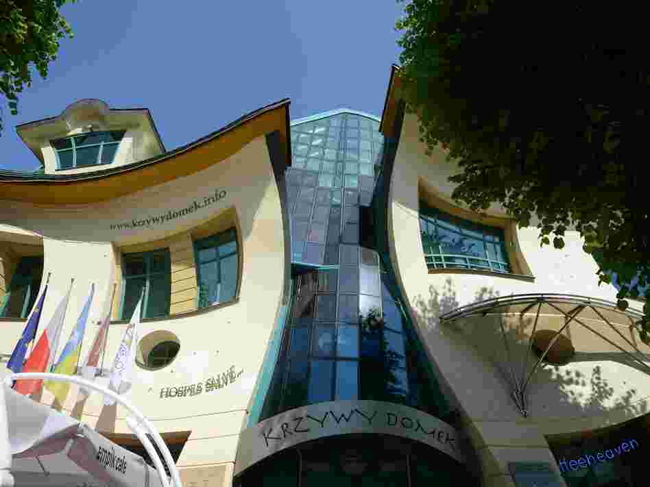 The "Crooked House," Sopot, Poland The "Crooked House," Sopot, Poland
