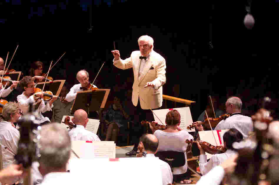 In an ideal pairing of music of setting, the orchestra played Beethoven's Symphony No. 6, "Pastoral."