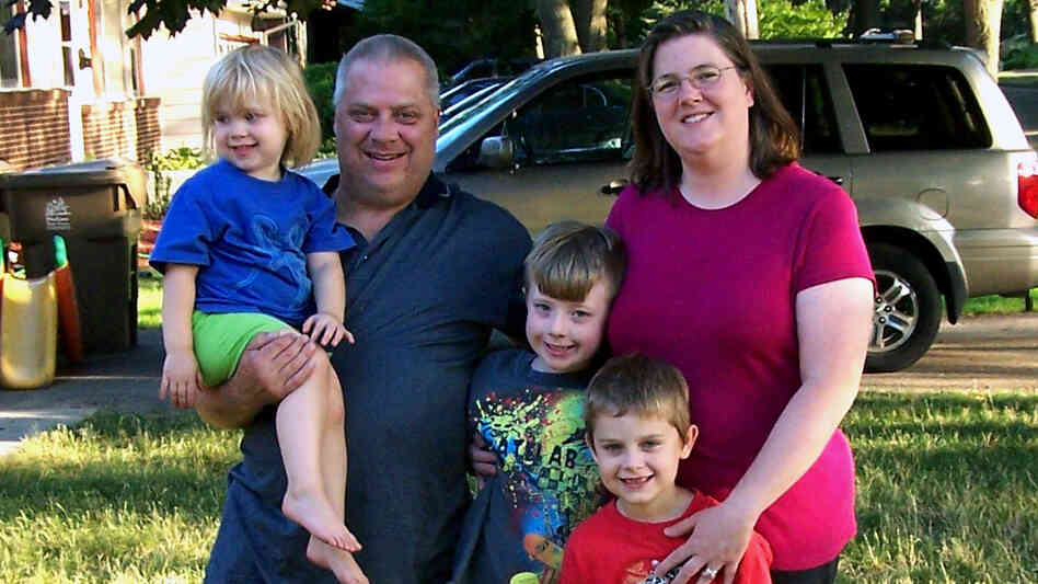 Josh Walling and Randi Cartmill with their children, Jacqueline, Josh and Ryan. Josh Walling says his family, whose household income is below the national median, would lose a substantial amount of money if the Bush tax cuts expired.