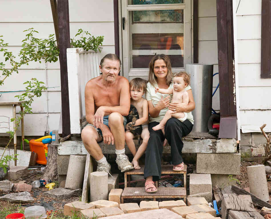 Bob, Brayden, Carol and Brooklyn, Treece, 2010