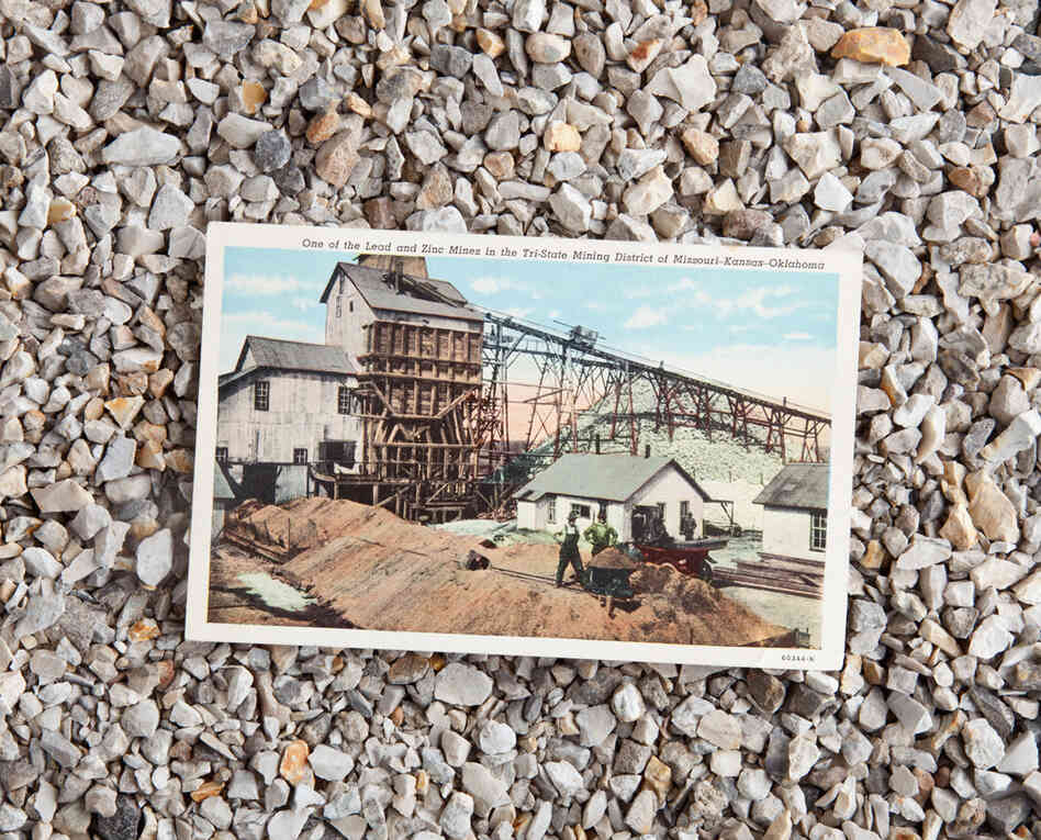 Mining postcard, mailed to Sgt. Addo H. Riker in 1952.
