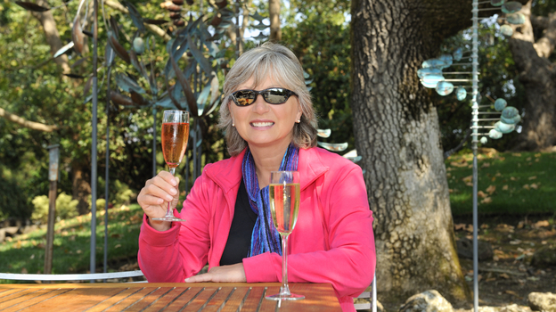 Cheers! Moderate drinking might slow age-related bone loss in women. (iStockphoto.com)