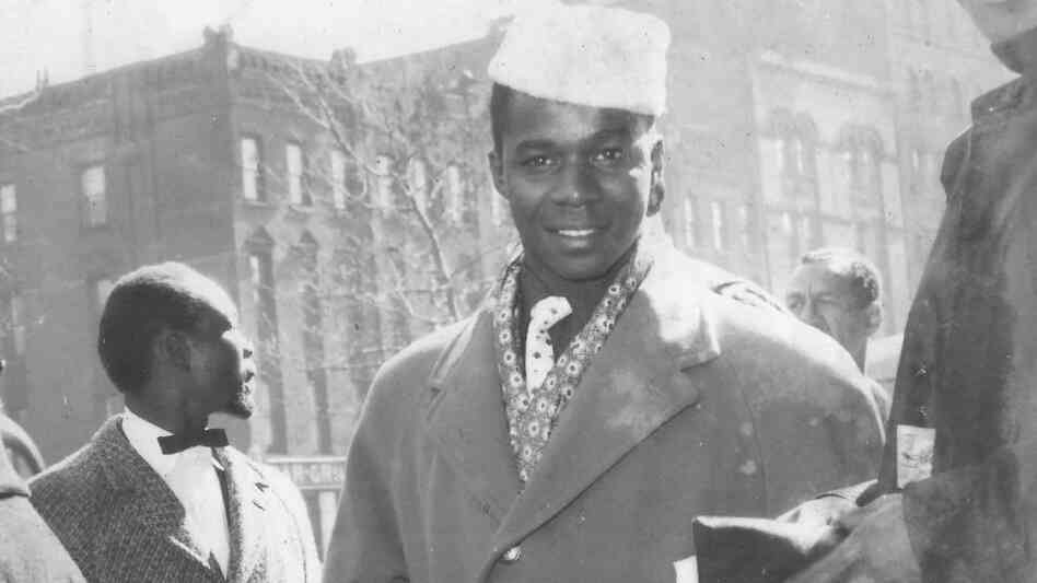 Released last month, La Voix de la Révolution is a new compilation of songs by Sory Kandia Kouyaté, who died in 1977. Released last month, La Voix de la Révolution is a new compilation of songs by Sory Kandia Kouyaté, who died in 1977.