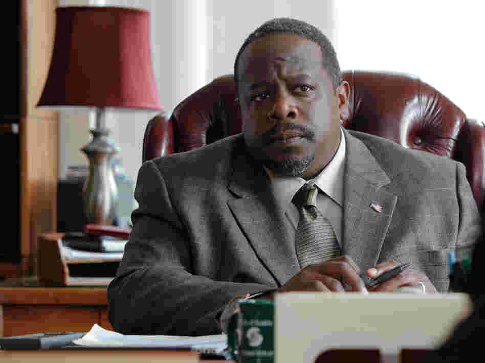 Richard McIver (Cedric the Entertainer) is Cogswell's election opponent, portrayed as the advocate for an undesirable status quo.