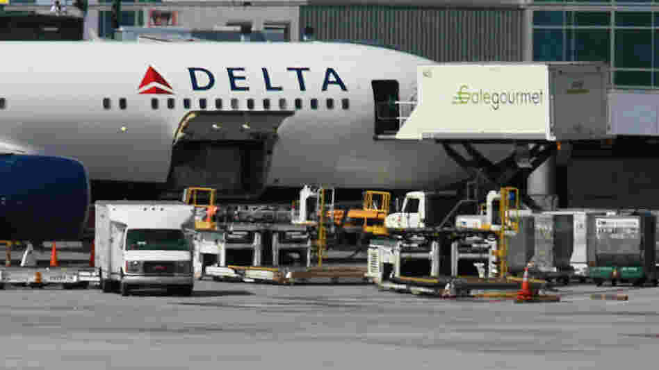 A Delta Air Lines jet being serviced last year by Gate Gourmet caterers in San Francisco.
