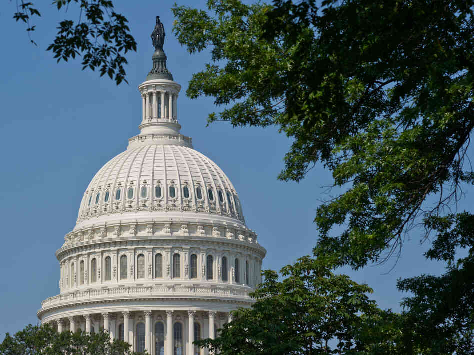 Lawmakers have begun a debate on how to tackle the budget deficit, though Congress is unlikely to act until late this year. Lawmakers have begun a debate on how to tackle the budget deficit, though Congress is unlikely to act until late this year.