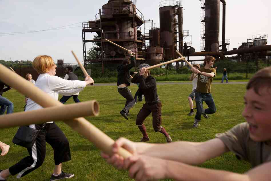 Cardboard Tube Fighting League, Seattle