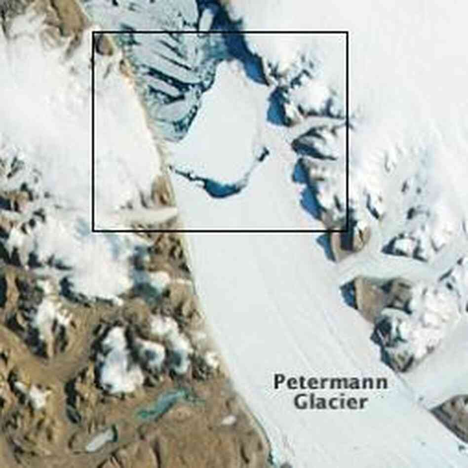 A view of the glacier taken Tuesday. Inside the square: the iceberg that broke off. A view of the glacier taken Tuesday. Inside the square: the iceberg that broke off.