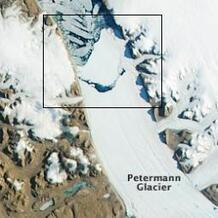 A view of the glacier taken Tuesday. Inside the square: the iceberg that broke off. A view of the glacier taken Tuesday. Inside the square: the iceberg that broke off.