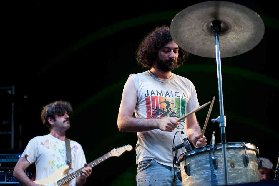 The band has a distinctive sound, mixing electronics, percussion and vocals.