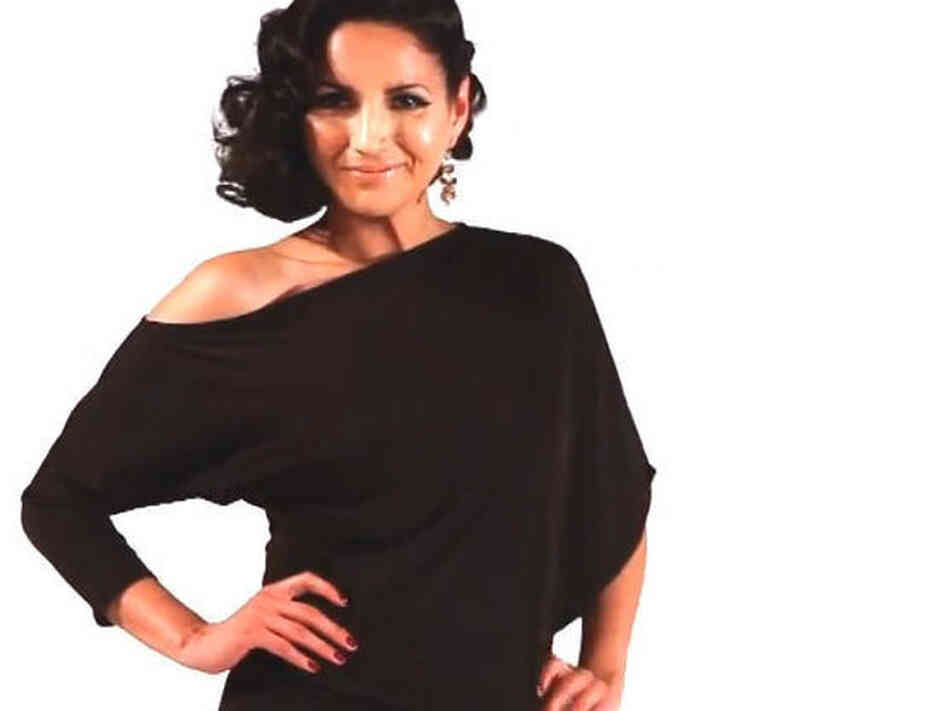 Designer Ximena Valero uses YouTube to get the word out on her signature transformable fashion, modeled here by Cindy Vela. She says joining the Latino lifestyle network Mitu will only help increase her exposure.