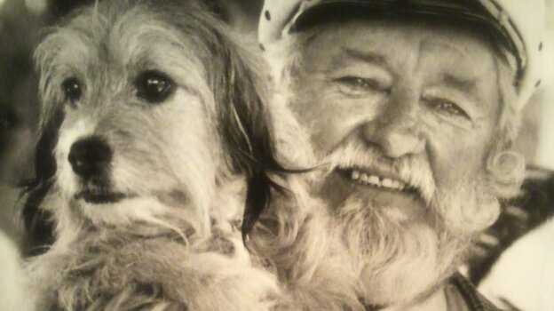 Hollywood animal trainer Frank Inn with Higgins, a shelter dog known for his starring roles in the 1960s TV series Petticoat Junction and the 1974 film Benji.