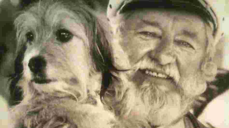 Hollywood animal trainer Frank Inn with Higgins, a shelter dog known for his starring roles in the 1960s TV series Petticoat Junction and the 1974 film Benji.