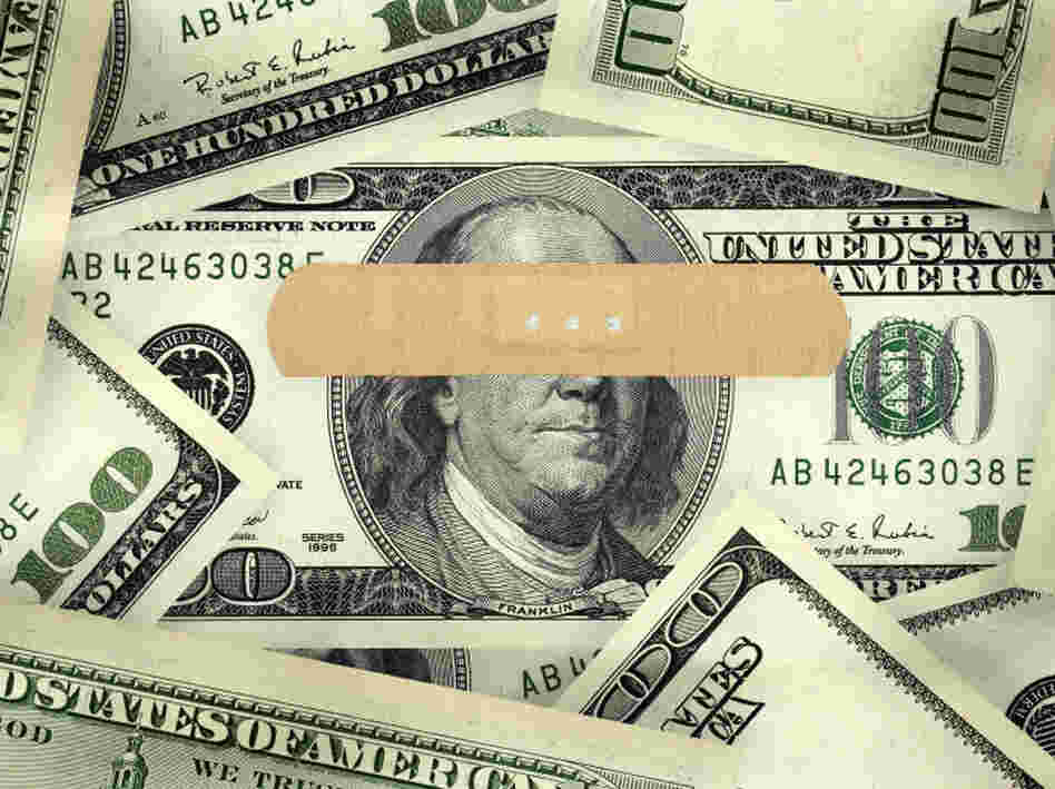 Insurers and the federal government are teaming up to fight health fraud.