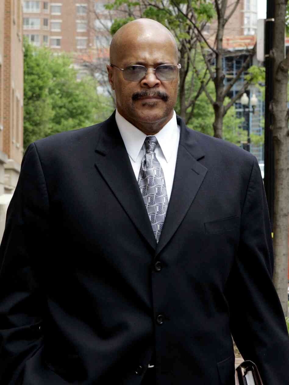 Vernon Jackson leaving the U.S. District Court in Alexandria, Va., in 2006. He later went to prison for three years on bribery charges.