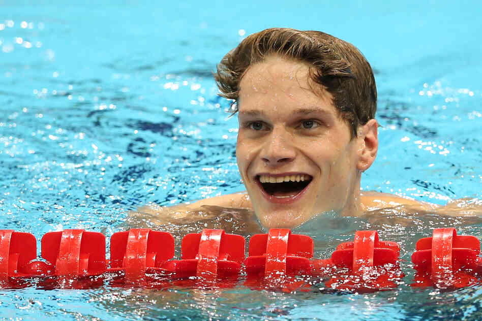 Yannick Agnel of France celebrates his win in the men's 200m freestyle final. 