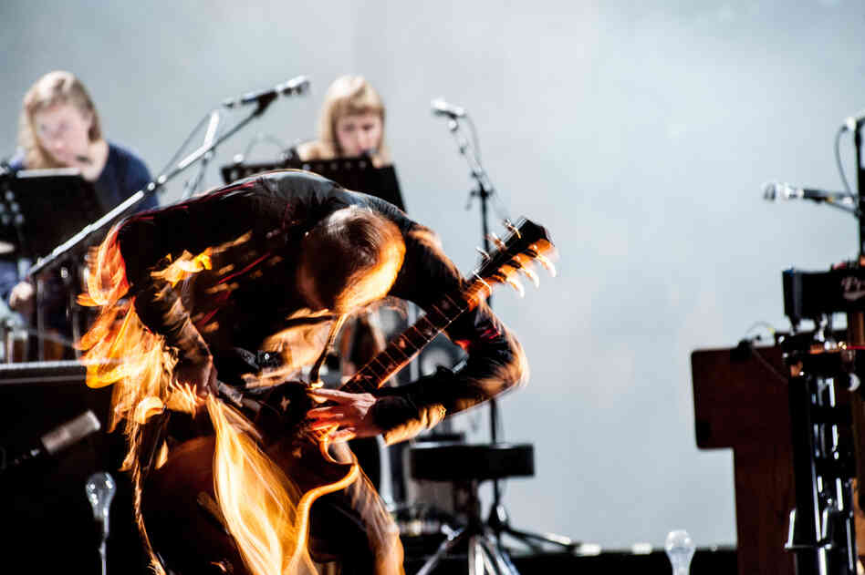 The band performed a nearly two-hour set that spanned its entire career.