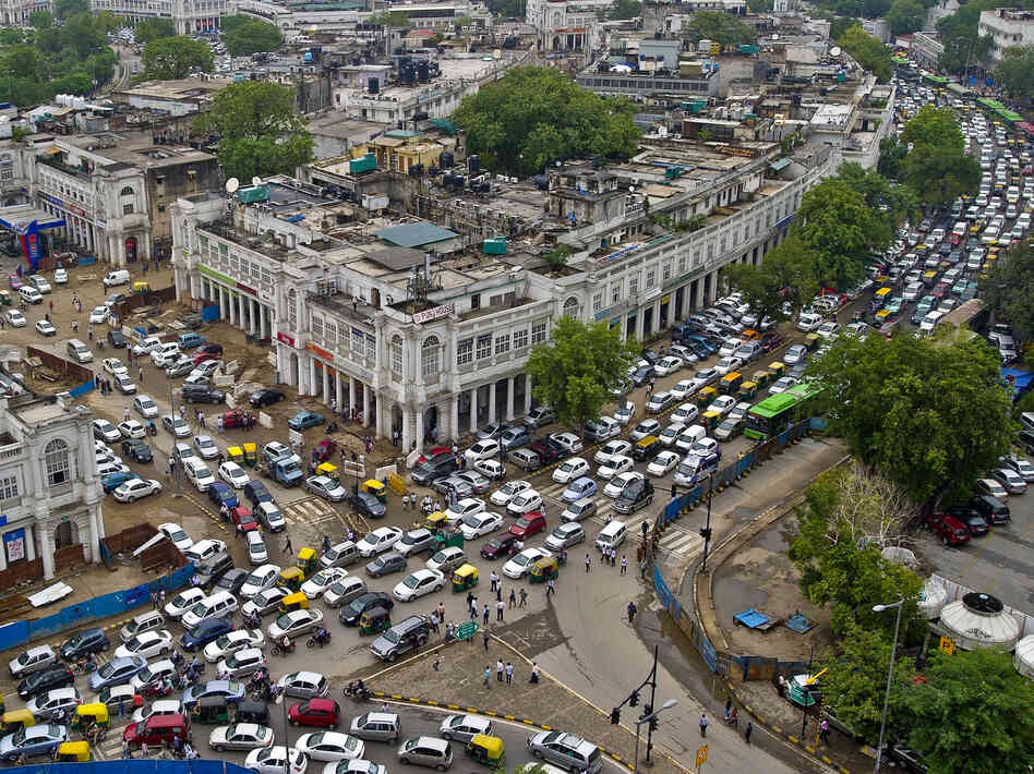 The traffic in New Delhi's Connaught Place was even worse than usual after the power went out Tuesday. But most Indians viewed the blackout as just one more inconvenience rather than a major crisis.