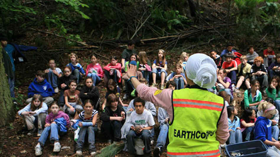 EarthCorps volunteers help restore the Seattle countryside. EarthCorps volunteers help restore the Seattle countryside.