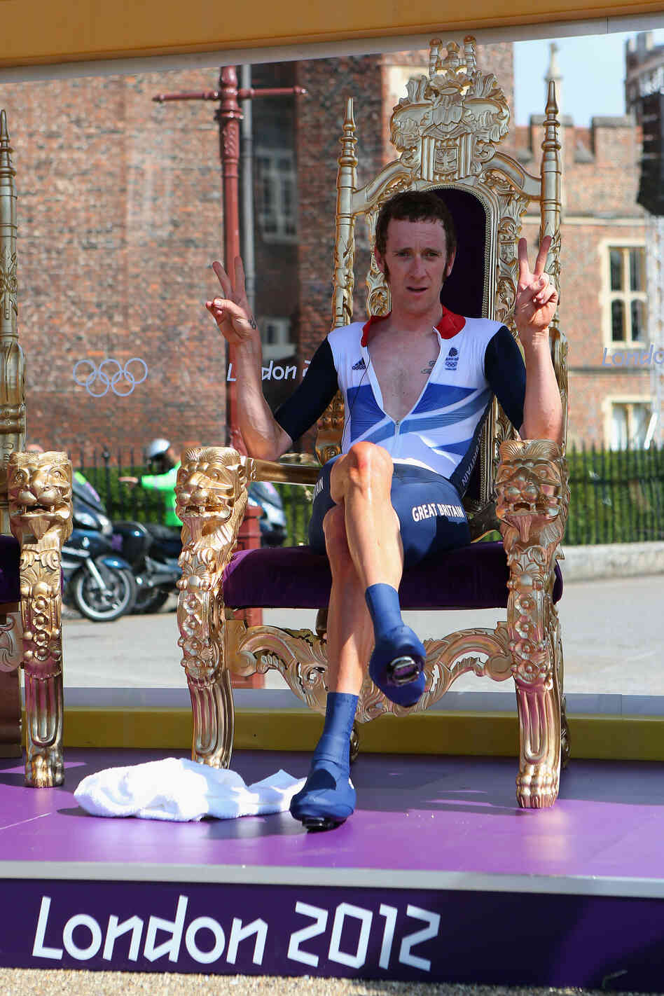Wiggins celebrates his win.
