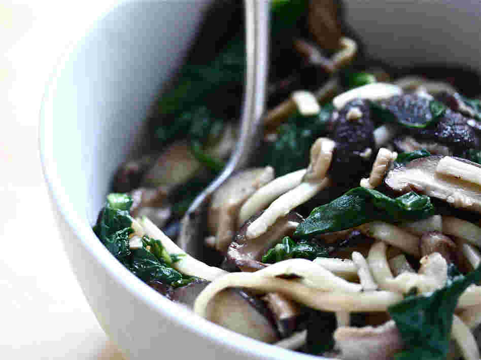 Shiitake-Spinach Udon