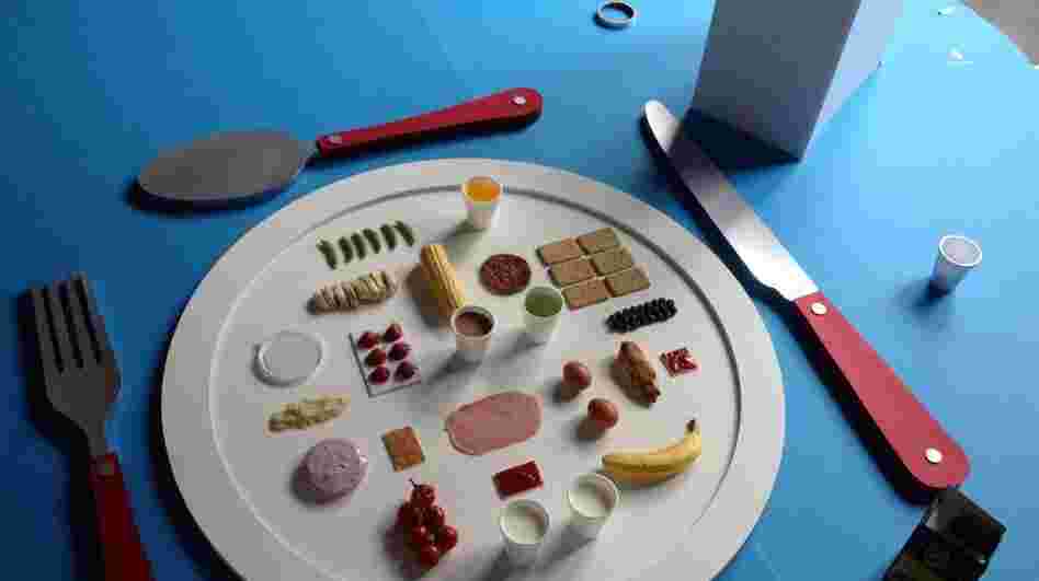 To get a sense of scale, notice the styrofoam cup to the right of the plate.