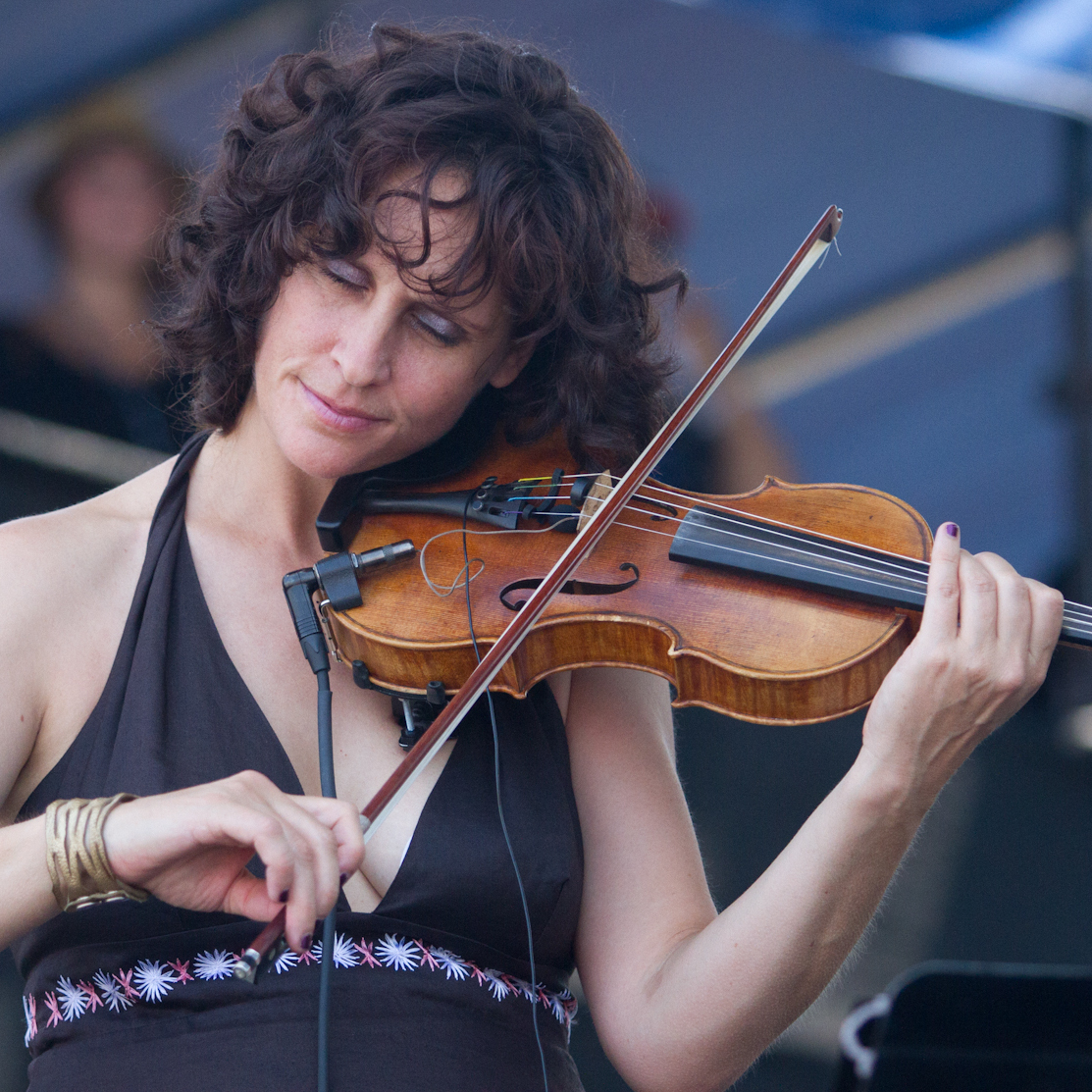 Jenny Scheinman plays the Newport Jazz Festival.