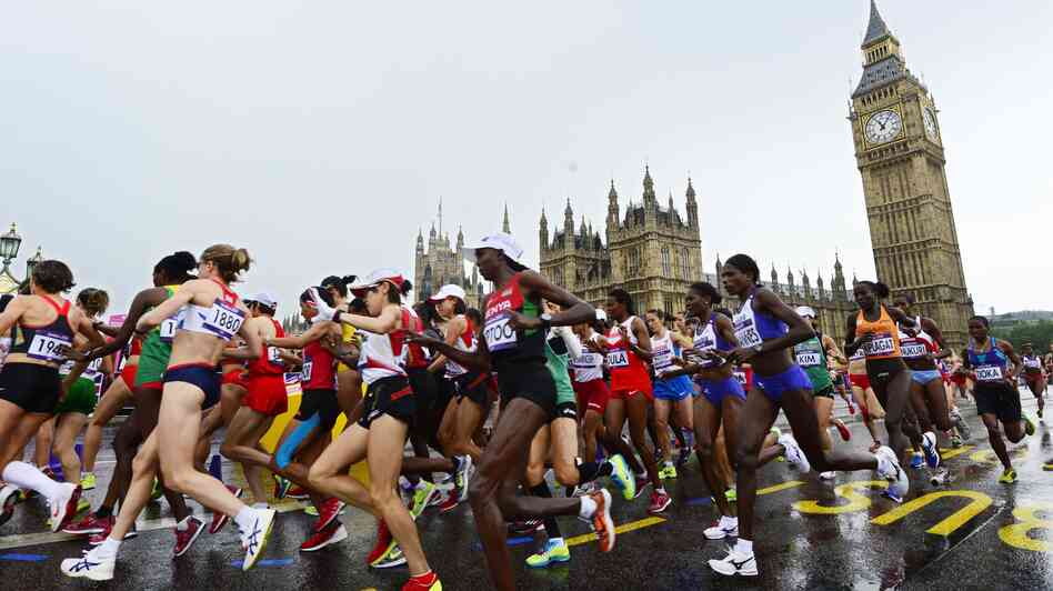 Women marathoners raced past Big Ben.