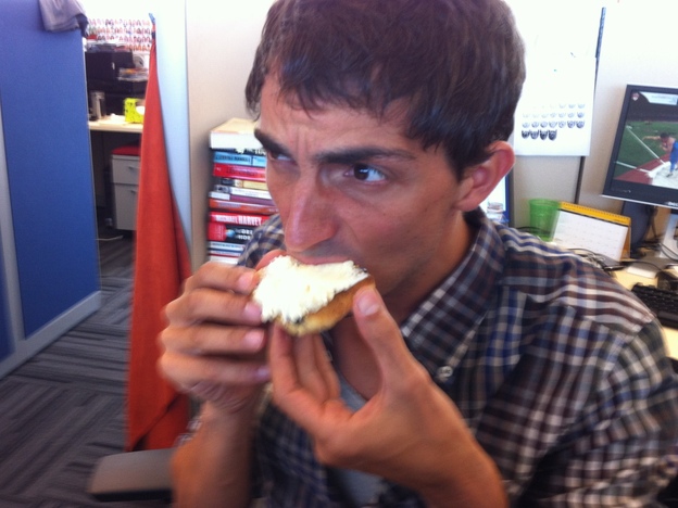 The sandwich can be eaten open-faced.