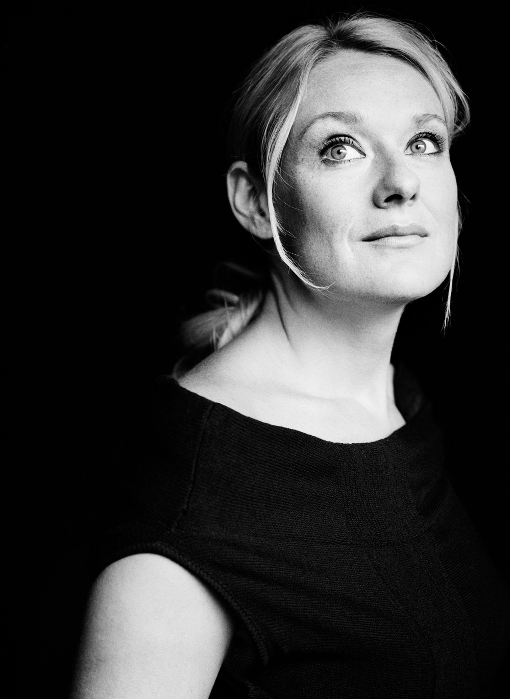 Mezzo-soprano Magdalena Kožená collaborated with a conductor she knows well, the Berlin Philharmonic's Simon Rattle — who's also her husband.
