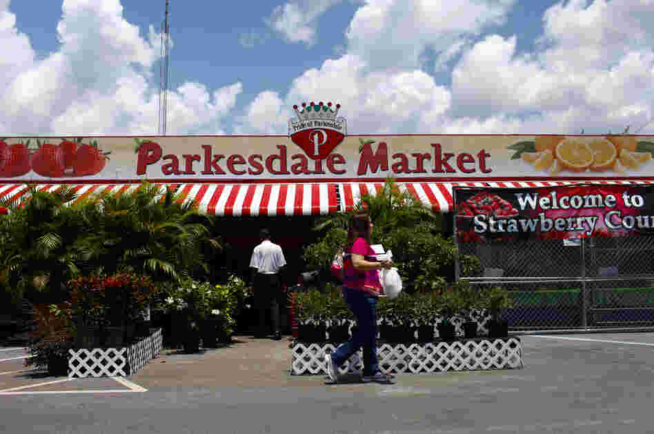 Founded in 1956, the Parkesdale Farm Market is the largest family-operated strawberry market in Florida.