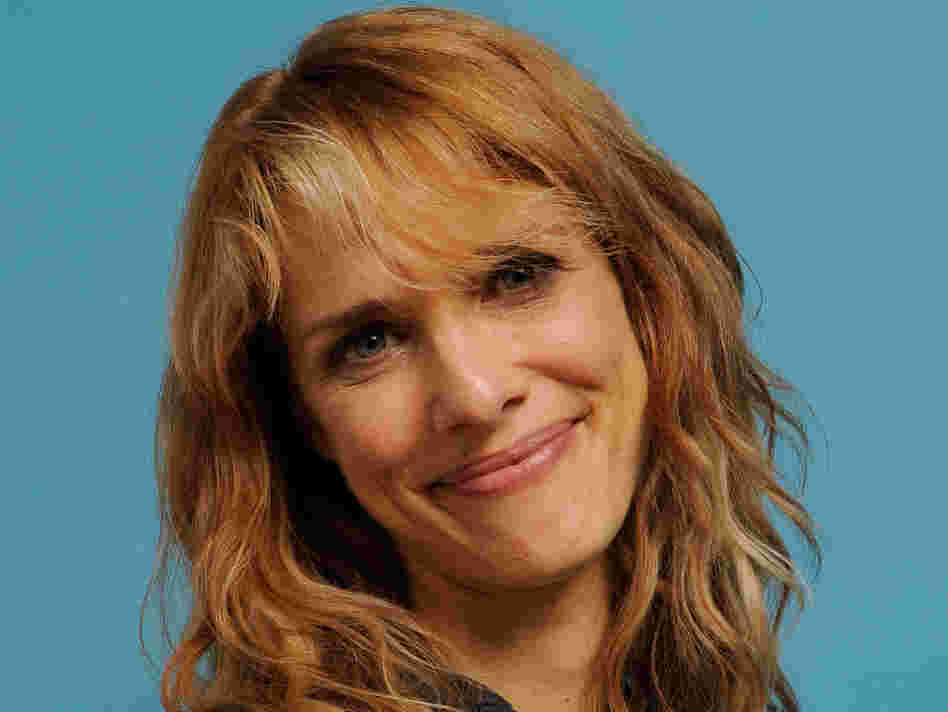 Lynn Shelton first gained recognition for her 2009 film Humpday. She is known particularly for encouraging actors to improvise on set.