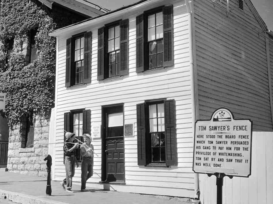 Twain's boyhood home in Hannibal, pictured circa 1955, is now a museum.