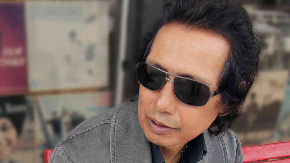 Alejandro Escovedo.