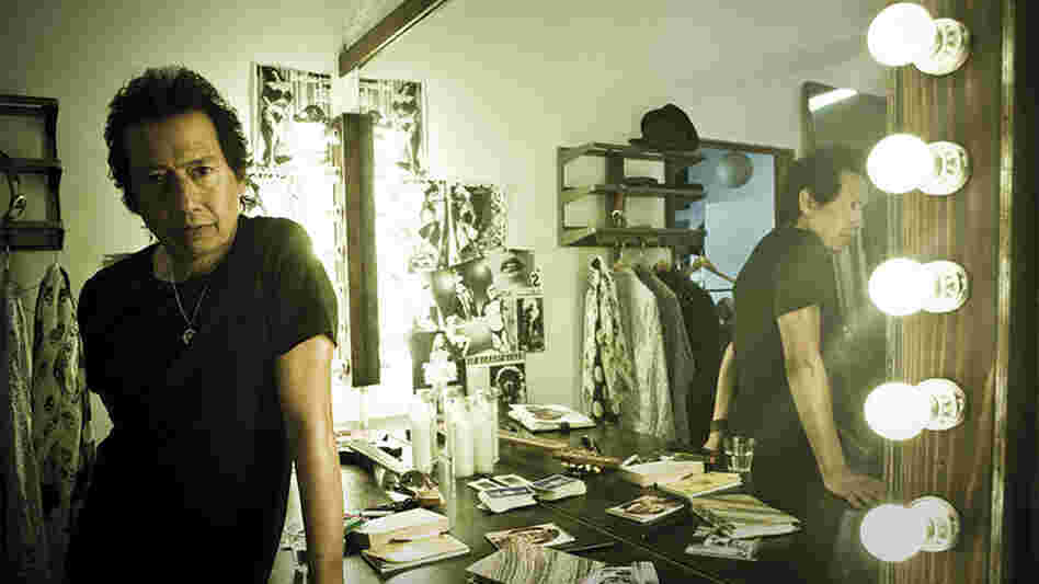 Alejandro Escovedo.
