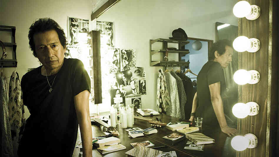 Alejandro Escovedo.