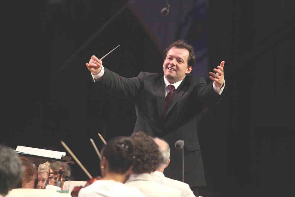 On this evening, 33-year-old Latvian conductor Andris Nelsons made his Tanglewood debut; within the classical music business, many are talking about Nelsons as a prime contender to succeed James Levine as the BSO's music director.