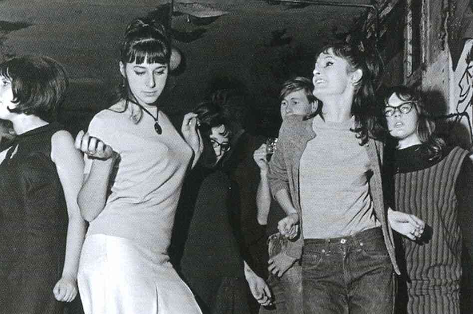 Teens dance at the club on Eel Pie Island in the 1960s.