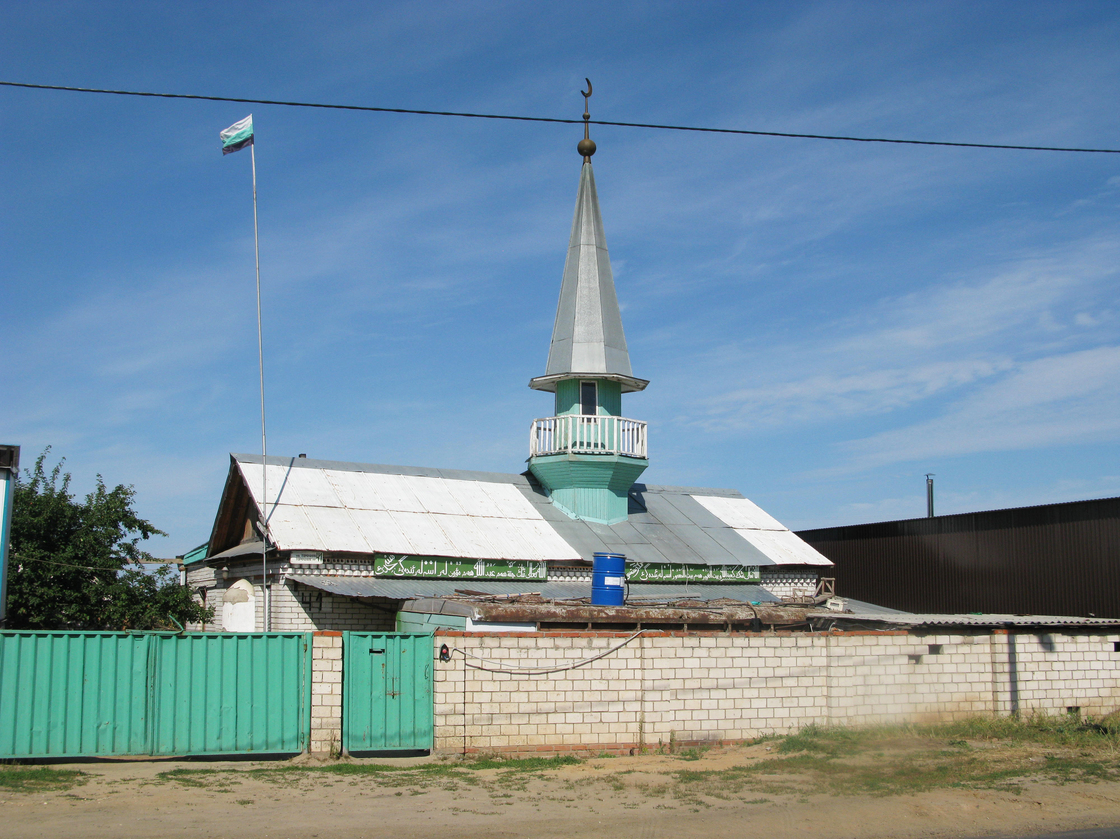 For nearly two decades, sect members quietly built houses and dug living quarters inside their compound in Kazan. Authorities say that 20 children of sect members have not been allowed to leave the premises, attend school or be examined by doctors.