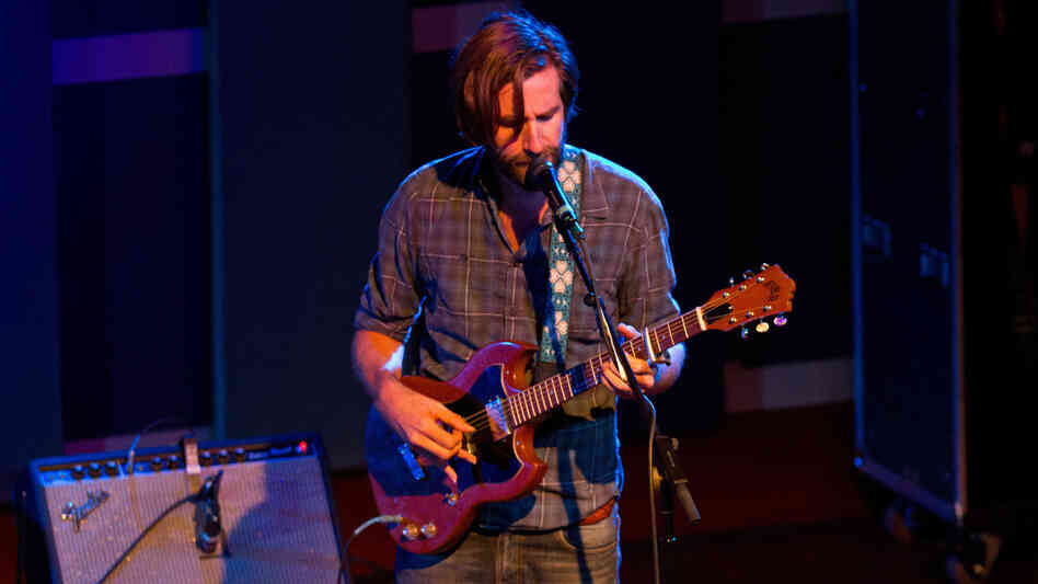 Band of Horses performs songs from their new album Mirage Rock at World Cafe Live in Philadelphia.
