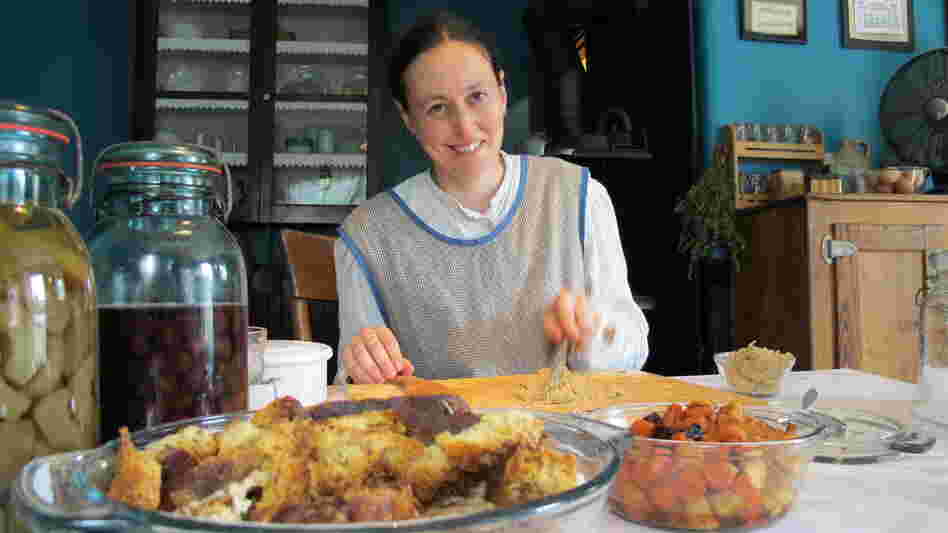 Re-enactor Alena Shellenbean plays Mrs. Shapiro, a Jewish-Ukranian immigrant from the early 1900's and one of the historic characters populating Strawbery Banke.