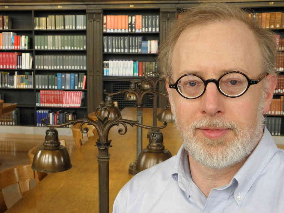 Seth Rosenfeld is a journalist based in the San Francisco Bay Area.