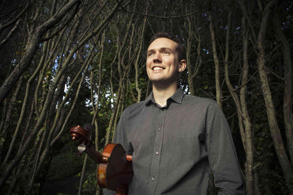 Classically trained violinist Ben Powell makes the leap to jazz in his album New Street, a tribute to the late Stephane Grappelli.