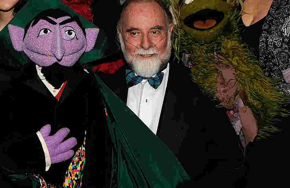 Jerry Nelson and the character he brought to life, Count von Count.