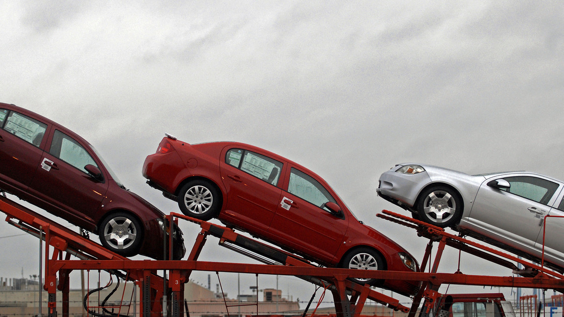 Cars at the General Motors Assembly plant in Lordstown, Ohio, in 2009.