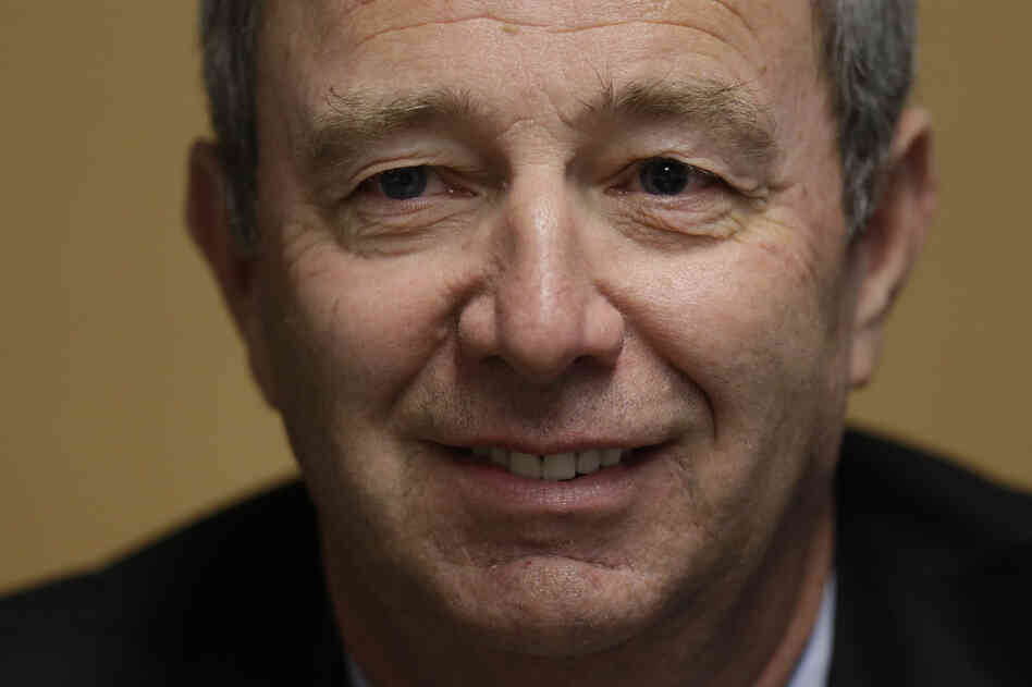 Republican Tom Smith is challenging incumbent Pennsylvania Sen. Bob Casey for his seat.