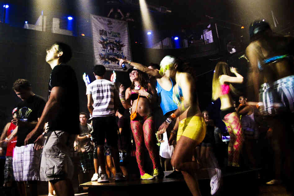 Rock the Vote, a nonpartisan group that tries to persuade young Americans to vote, hosted a party Tuesday at the Amphitheater nightclub in Tampa's trendy Ybor City district.