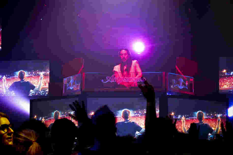 The featured guest was celebrity DJ Steve Aoki.