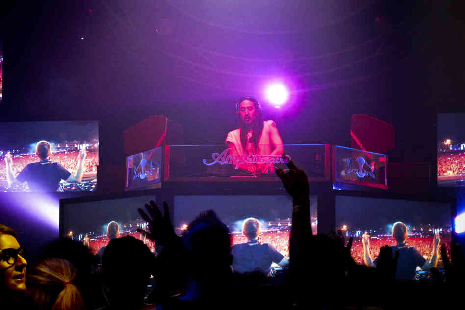 The featured guest was celebrity DJ Steve Aoki.